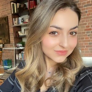 Meet your Posher, Teodora